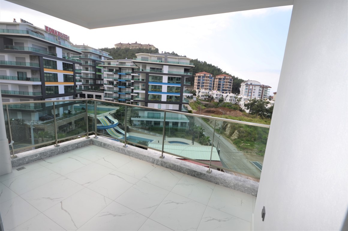 A grandiose residential complex with an area of 25.000 m2, on the first line with a private beach - Фото 27