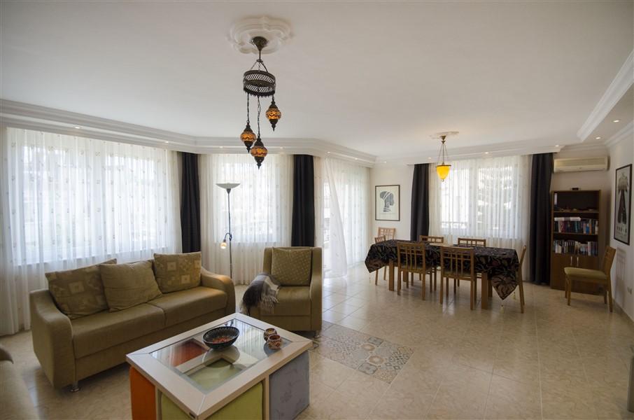 Furnished 3 + 1 apartment in the center of Alanya - Фото 16