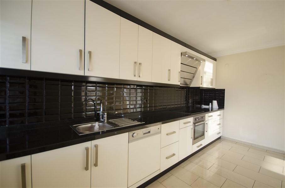 Spacious 3 + 1 apartment in the very center of Alanya - Фото 14