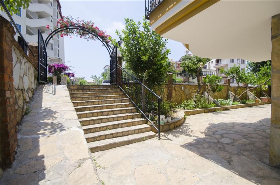 Furnished 3 + 1 apartment in the center of Alanya - Фото 9