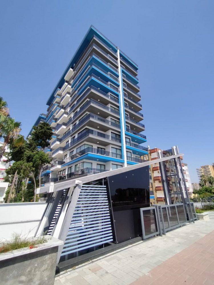 Modern residential complex on the first line by the sea in Mahmutlar area - Фото 3