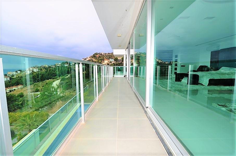 Three-storey villa with  sea and the historic fortress panoramic views - Фото 16