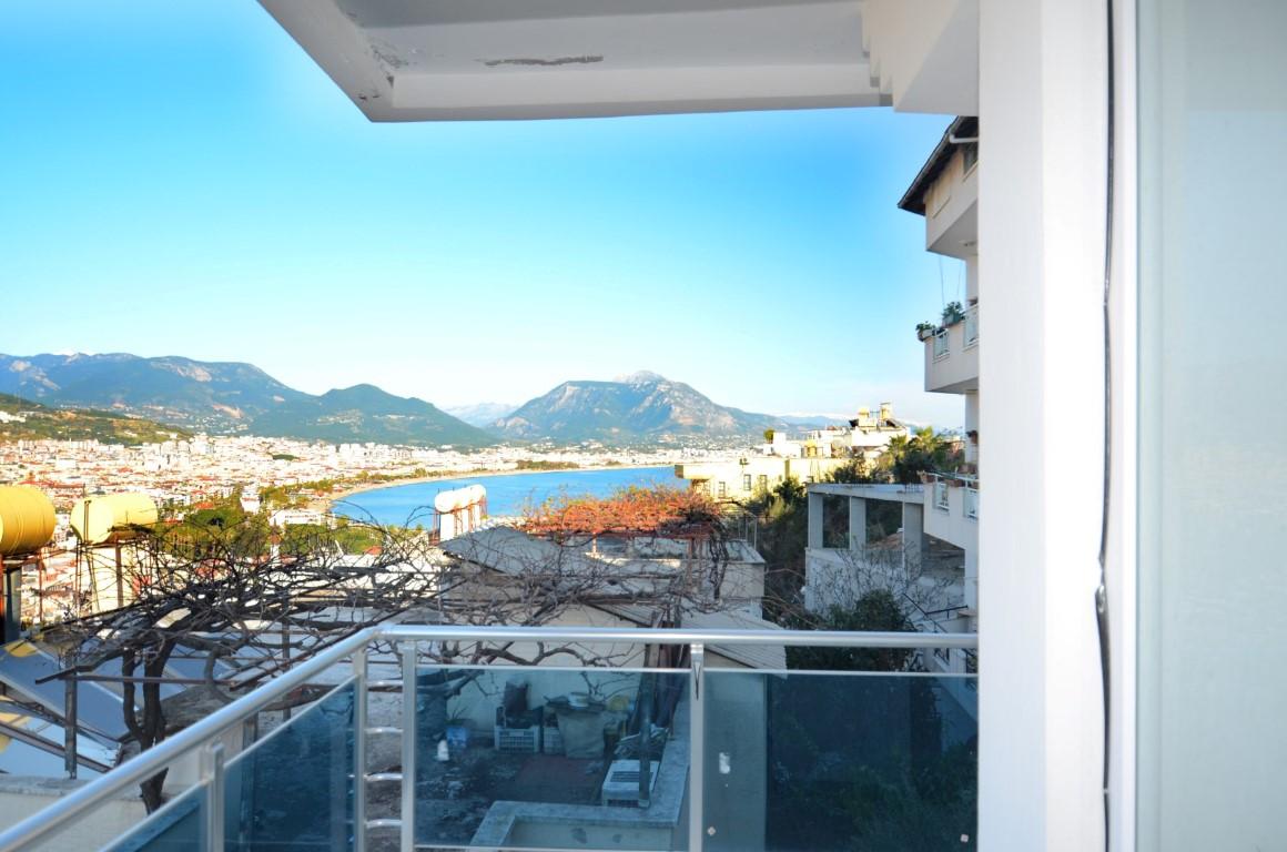 Spacious 4+1 penthouse in the historical part of Alanya - Фото 3