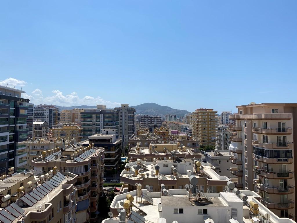 Spacious 1+1 apartment with furniture and appliances in Mahmutlar - Фото 12