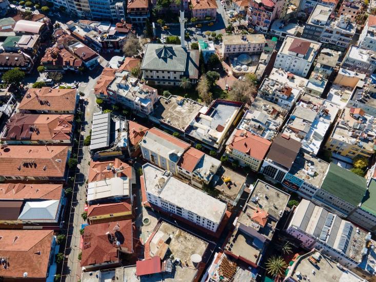 Residential complex with commercial premises with a unique location in the center of Alanya - Фото 9