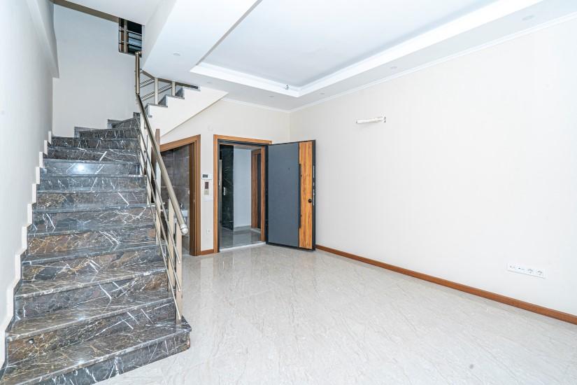 Penthouse 4 + 1 in a new building in the center of Alanya - Фото 10