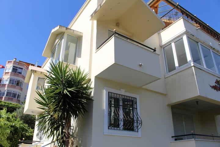 Triplex villa in the center of Alanya - Фото 2