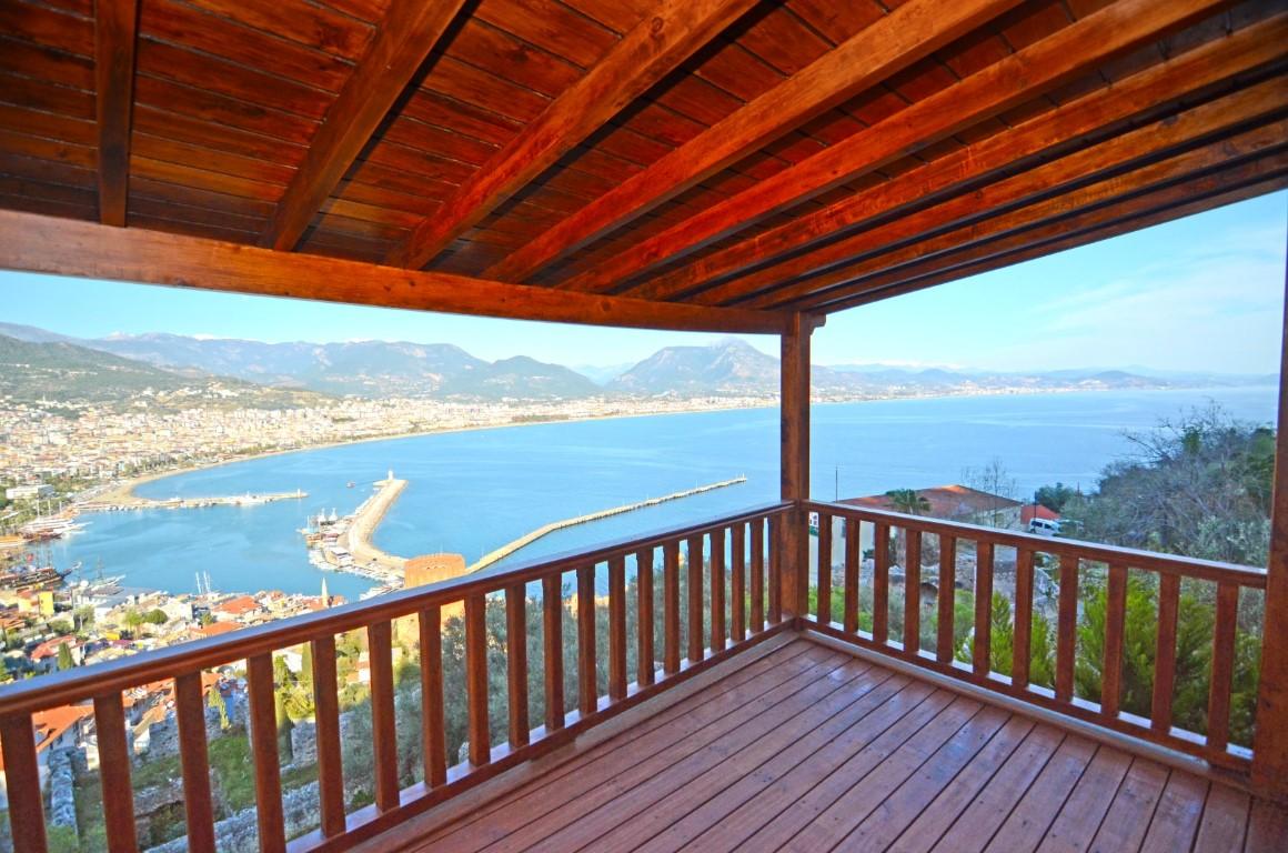 Old two-storey house next to the Alanya fortress - Фото 8