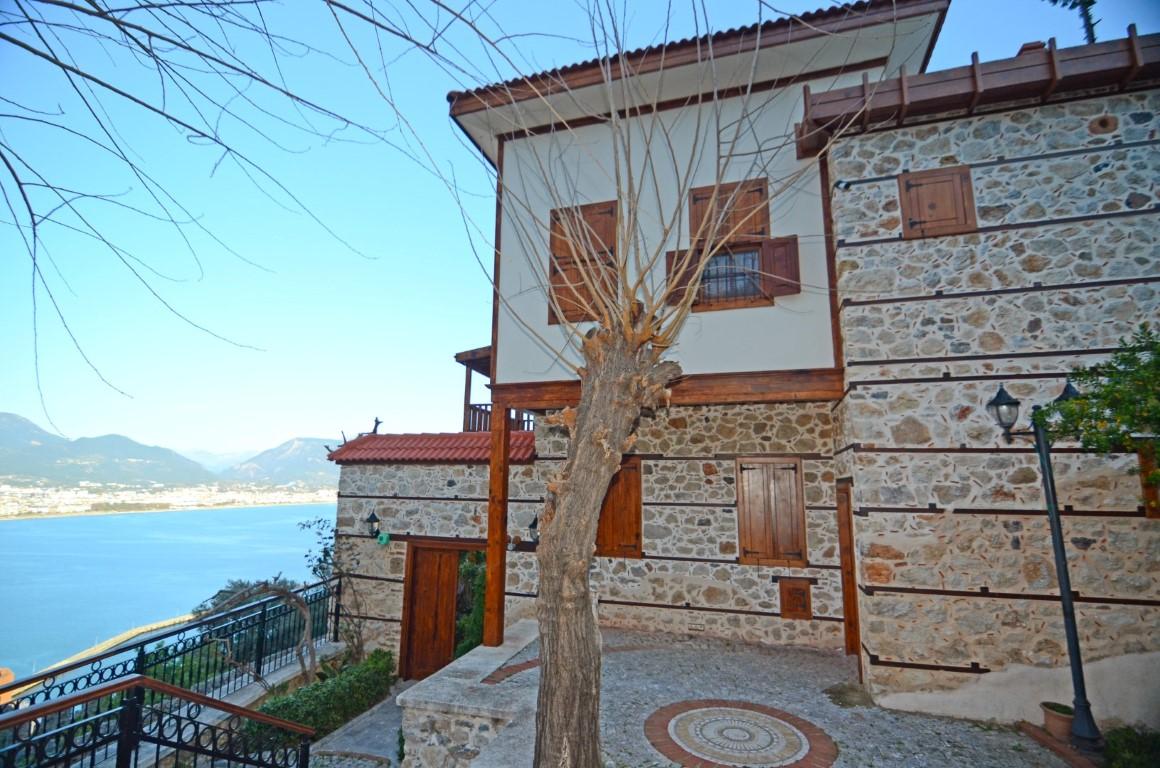 Old two-storey house next to the Alanya fortress - Фото 37