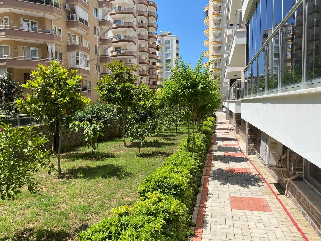 Spacious 1+1 apartment with furniture and appliances in Mahmutlar - Фото 26