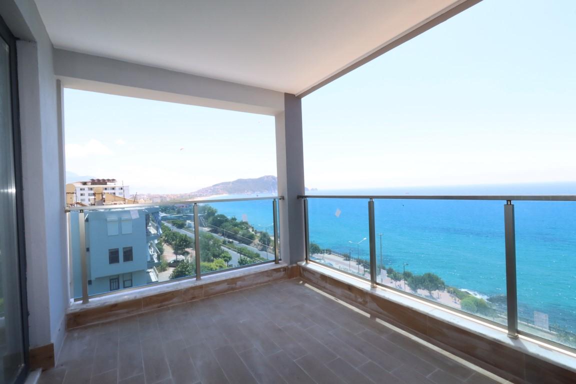 Four-room apartment on the first line in the center of Alanya - Фото 2