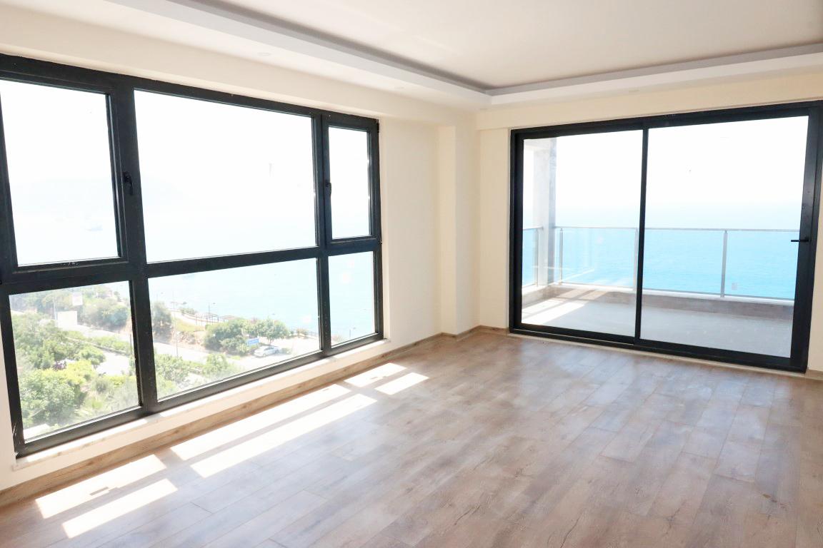 Four-room apartment on the first line in the center of Alanya - Фото 7