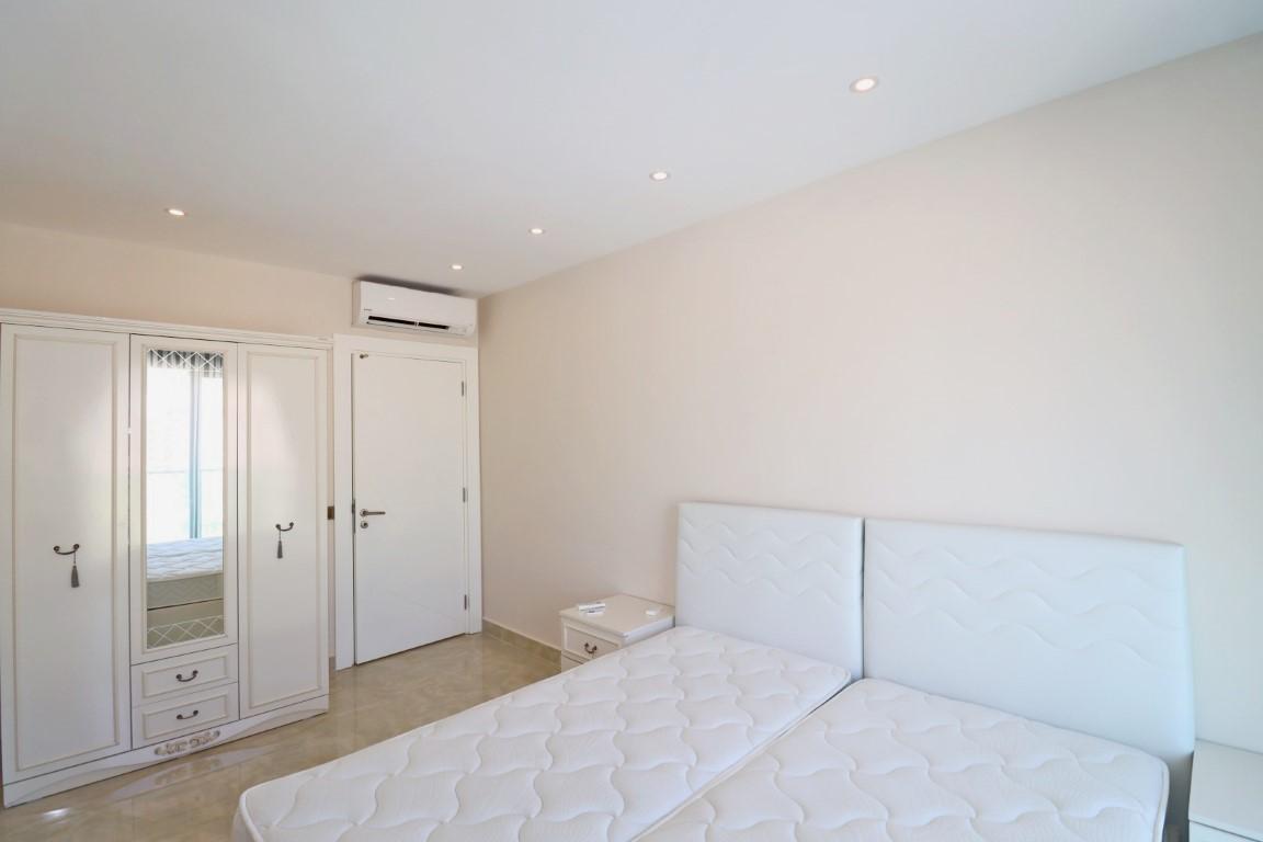 Furnished apartment 2 + 1 in a complex on the first line with hotel infrastructure - Foto 12