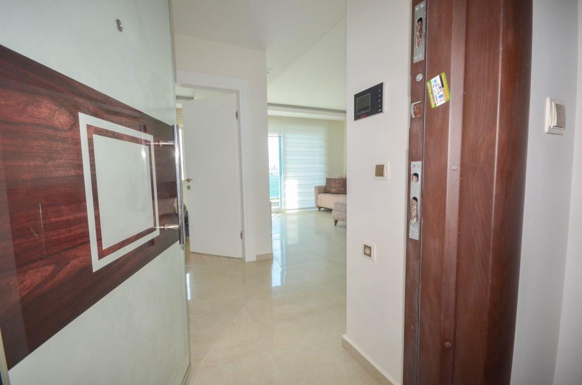 Furnished 1 + 1 apartment in a complex with rich infrastructure in Mahmutlar area - Фото 4