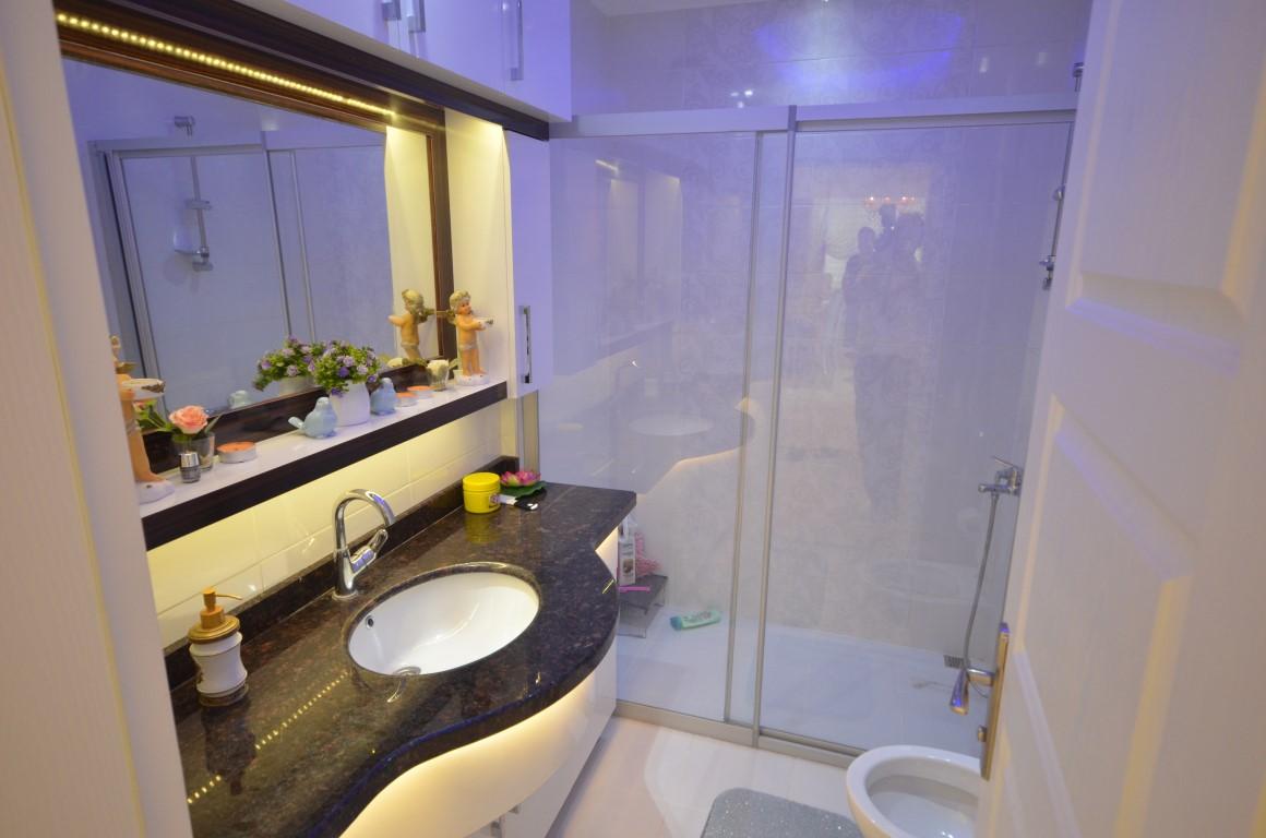 Furnished apartment 2 + 1 with European area of Alanya Mahmutlar - Foto 18