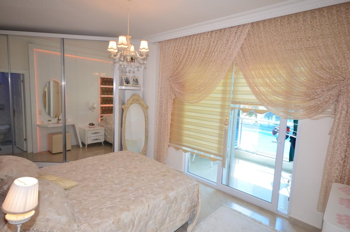 Furnished apartment 2 + 1 with European area of Alanya Mahmutlar - Foto 19