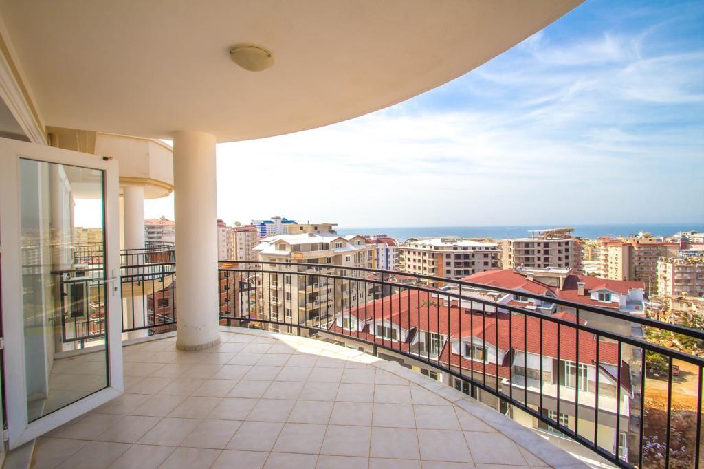 Two-bedroom apartment with panoramic sea and city views in Tosmur, Alanya - Фото 7