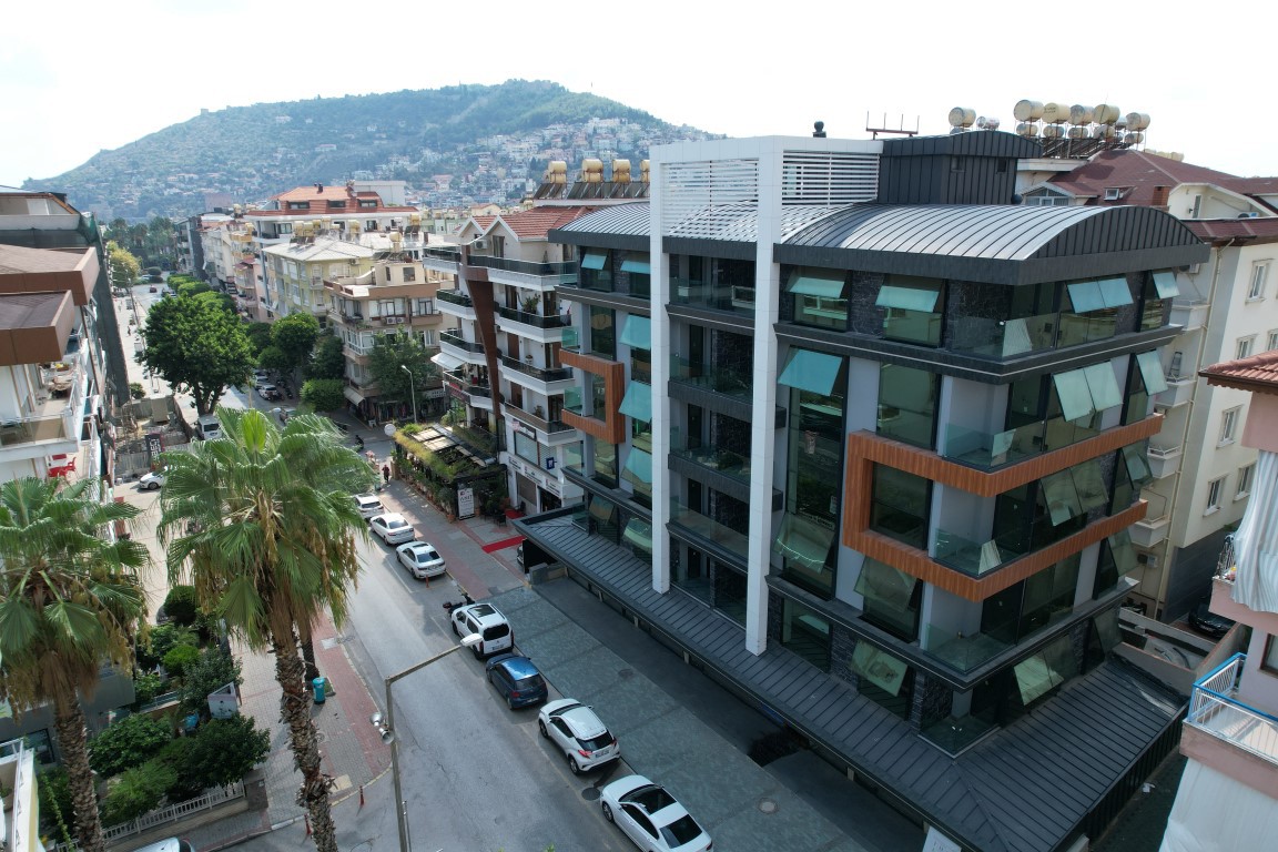 An investment-attractive project in the center of Alanya, just 400 meters from the sea - Фото 2