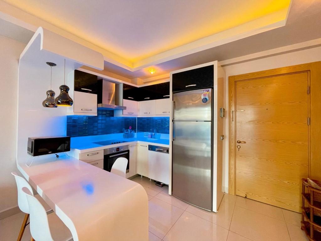 One-bedroom furnished apartment in Alanya (Mahmutlar) in a complex with rich infrastructure - Фото 4