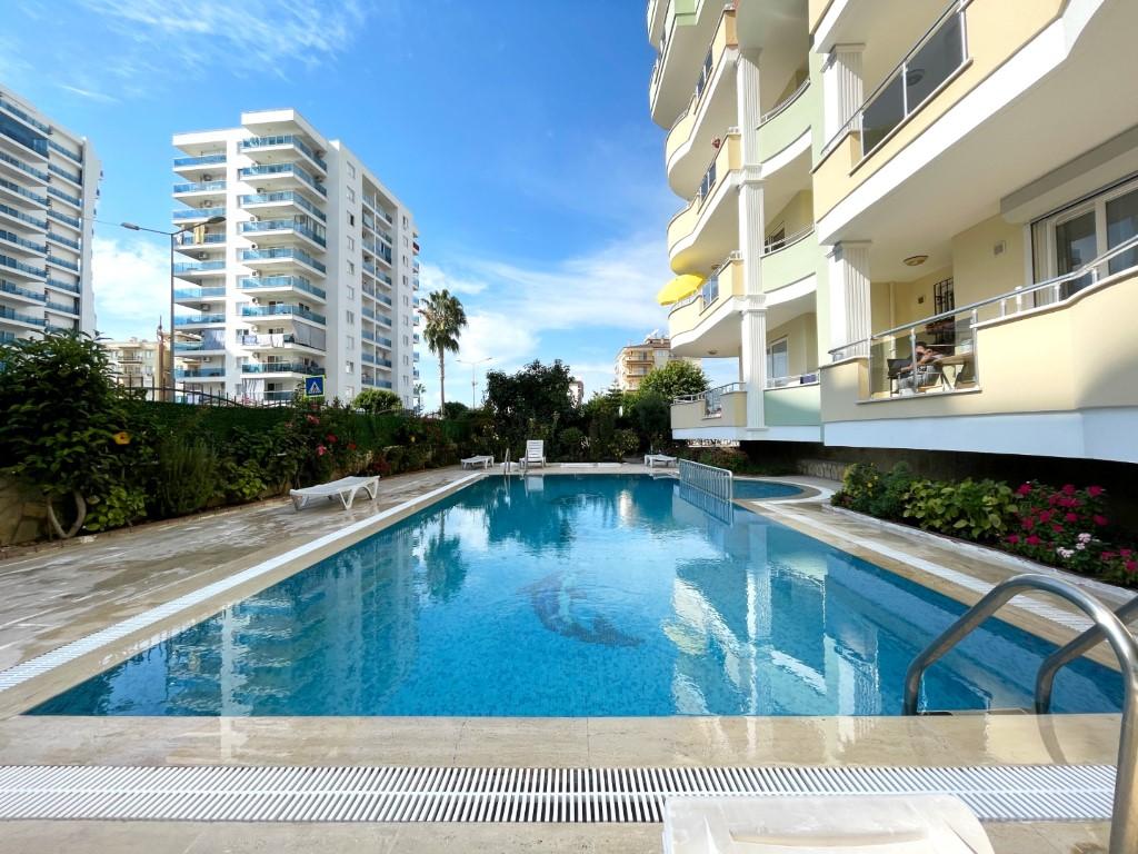 Two-bedroom furnished apartment 100 meters from the sea in Mahmutlar, Alanya - Фото 15