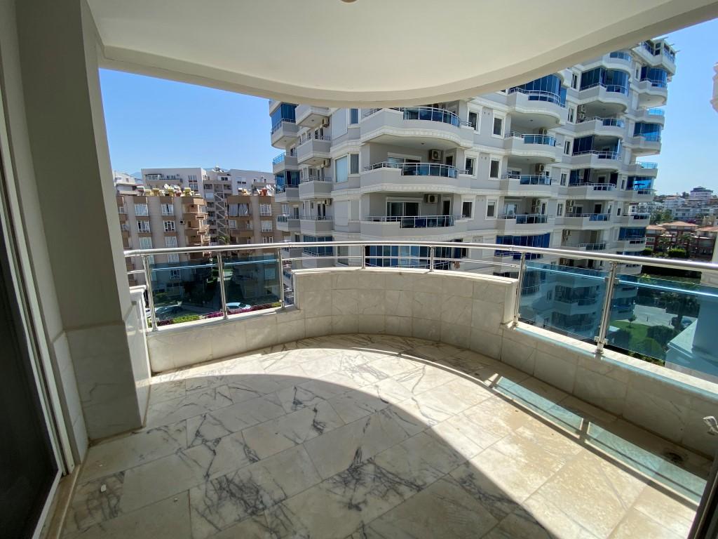 Spacious 2+1 apartment in Tosmur area of Alanya - Фото 23