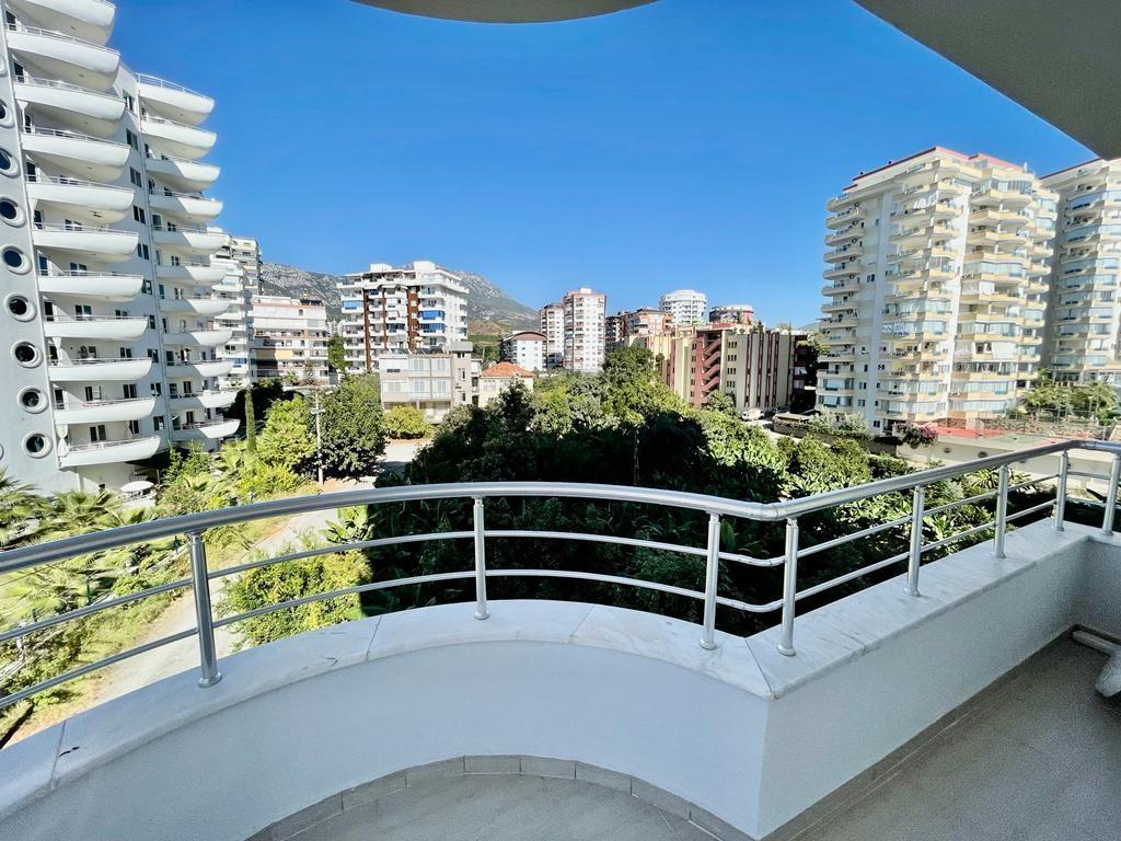 Apartment 2 + 1 with an area of 120 m2 in Mahmutlar - Фото 11