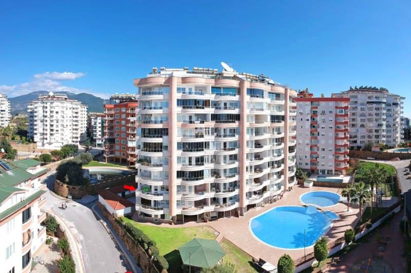 Three-room spacious apartment 550 meters from the sea in Tosmur - Фото 2