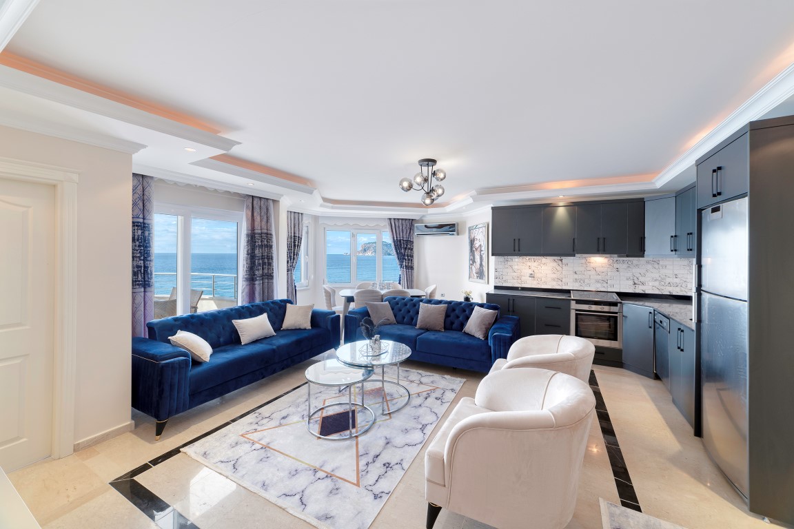 Apartment 125 m2 on the first coastline in Tosmur, Alanya - Фото 3