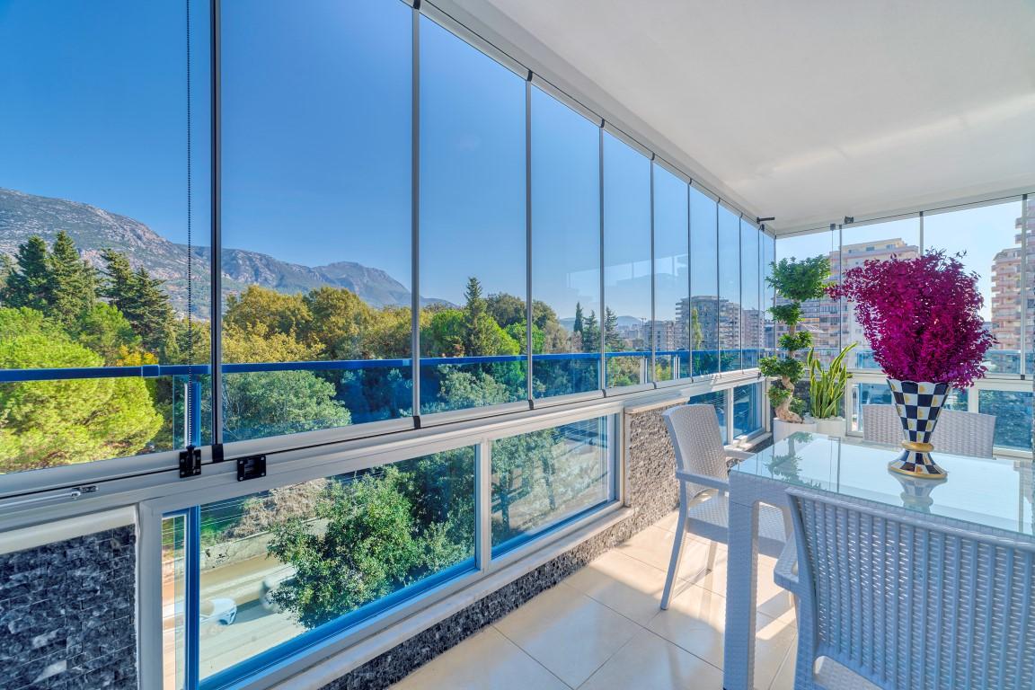 Apartments with glazed terraces, 300 meters from the sea in Mahmutlar - Фото 23