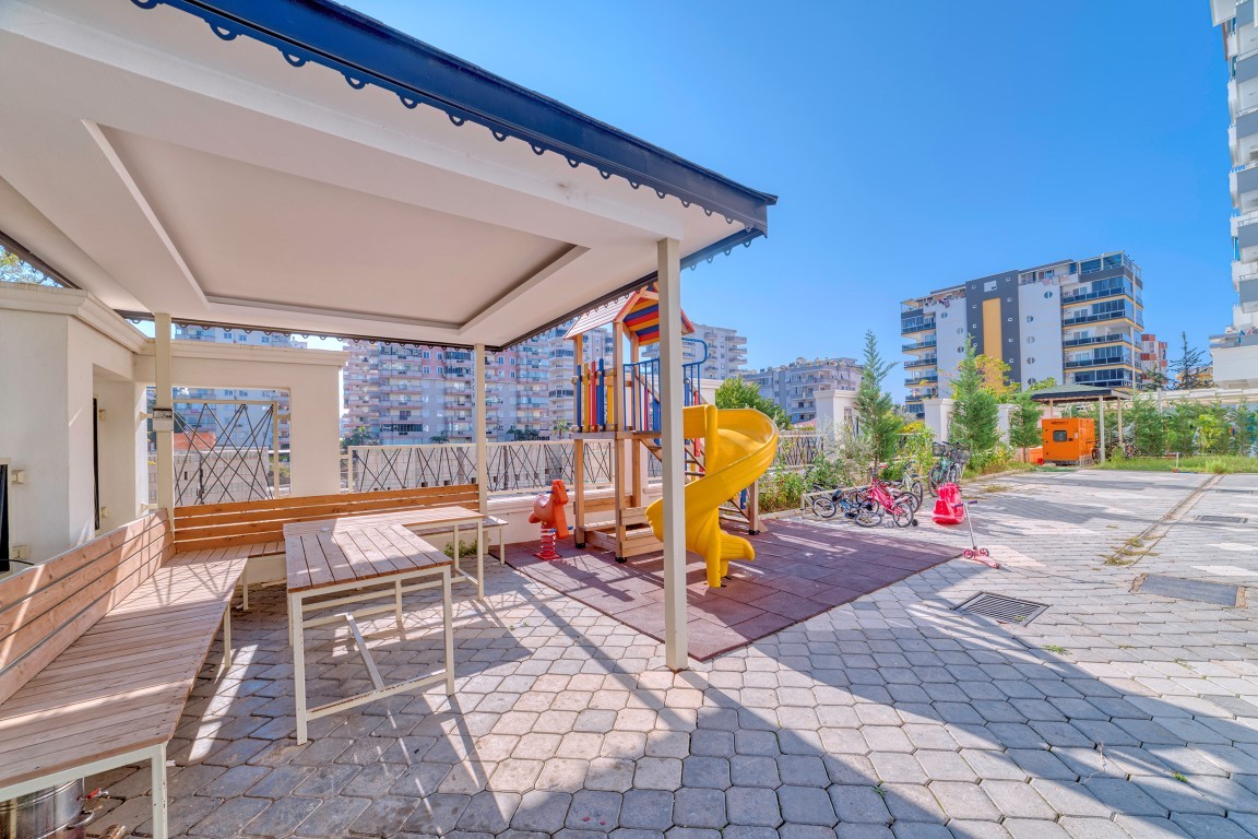 Apartments with glazed terraces, 300 meters from the sea in Mahmutlar - Фото 5