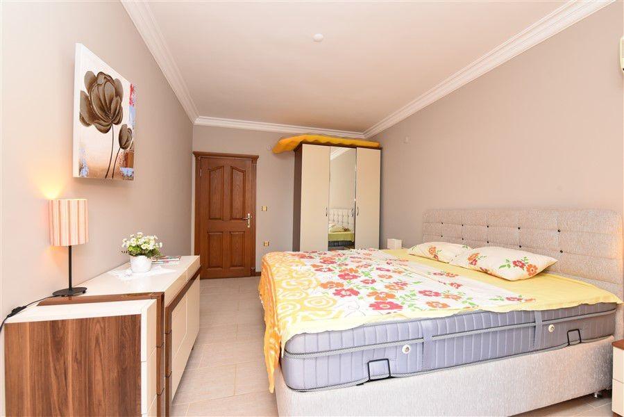 Two-bedroom furnished apartment 50 meters from the beach in Mahmutlar, Alanya - Фото 7