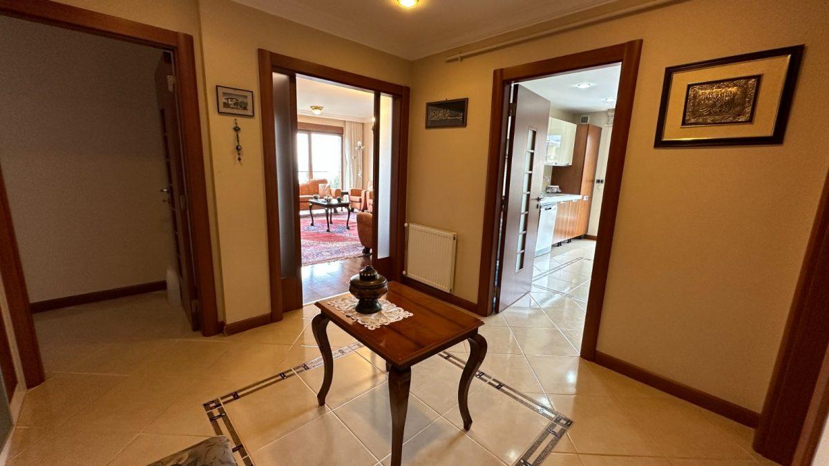 Spacious 4 + 1 apartment with on the first coastline of Alanya center - Фото 7