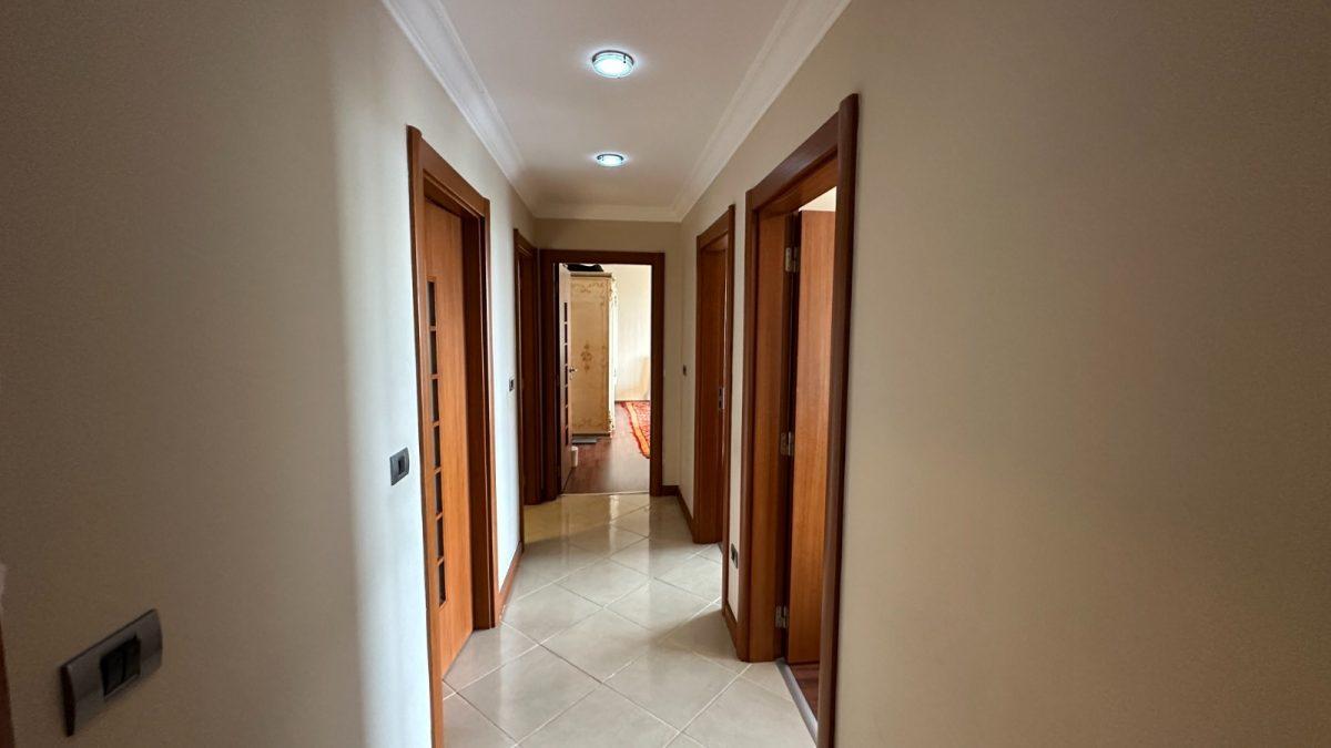 Spacious 4 + 1 apartment with on the first coastline of Alanya center - Фото 15