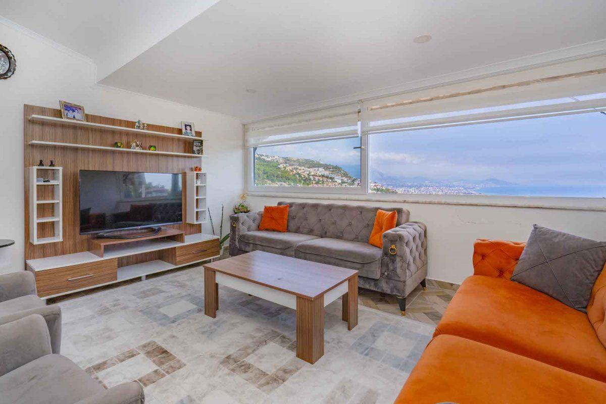 Stylish apartment with glazed terraces and sea view in the center of Alanya - Фото 10