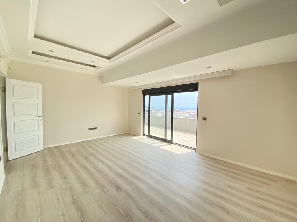 Penthouse 3+1, an area of 220 m2 without furniture in the area of Mahmutlar, Alanya - Фото 19