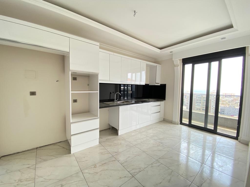 Penthouse 3+1, an area of 220 m2 without furniture in the area of Mahmutlar, Alanya - Фото 12