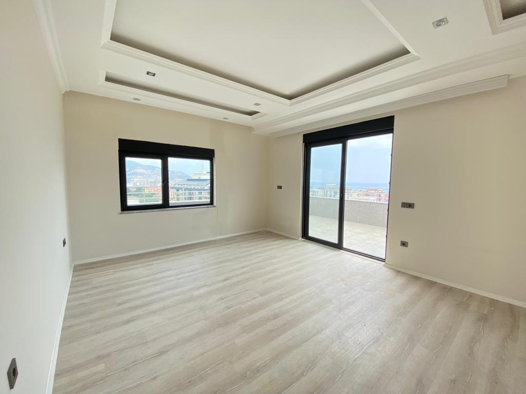 Penthouse 3+1, an area of 220 m2 without furniture in the area of Mahmutlar, Alanya - Фото 20