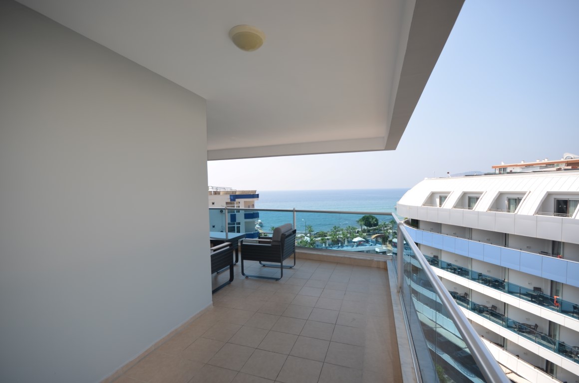 Sea view penthouse in 50 meters from the beach in Tosmur - Фото 32