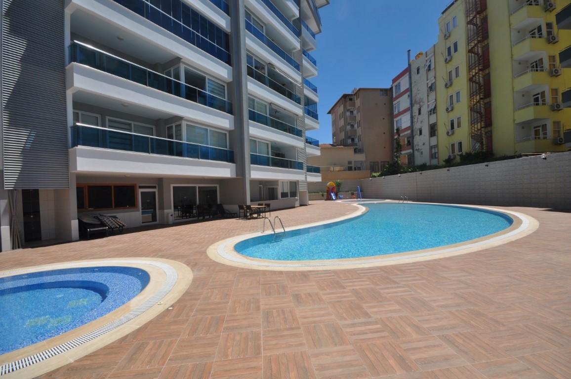 Sea view penthouse in 50 meters from the beach in Tosmur - Фото 2