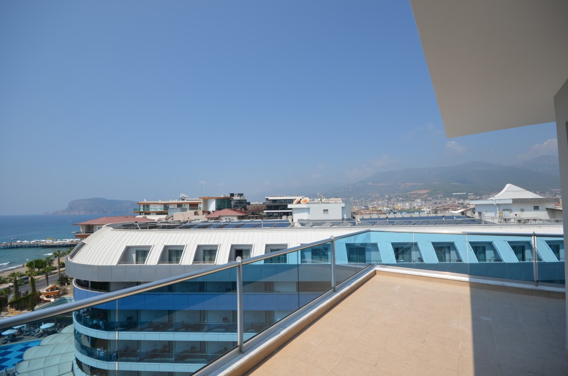 Sea view penthouse in 50 meters from the beach in Tosmur - Фото 43