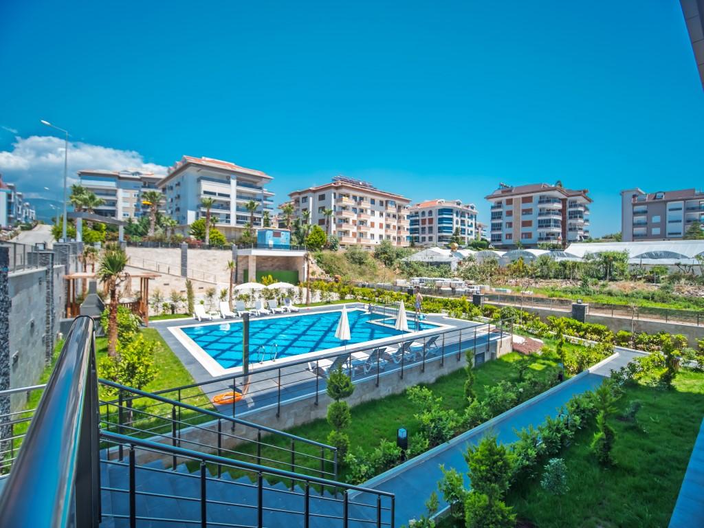 Furnished apartment only 100 meters from the sea in the area of Kestel - Фото 4