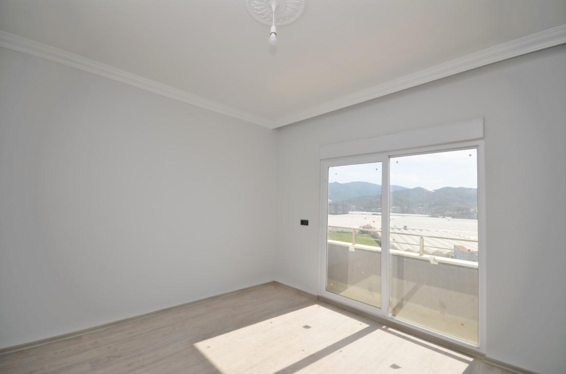 Two bedroom apartment with separate kitchen in Demirtaş district - Фото 18