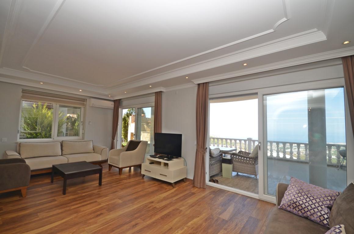 Villa 3+1 with panoramic views of the sea and Alanya in the Kargyjak area - Фото 8