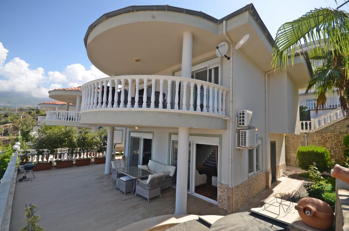 Villa 3+1 with panoramic views of the sea and Alanya in the Kargyjak area - Фото 1