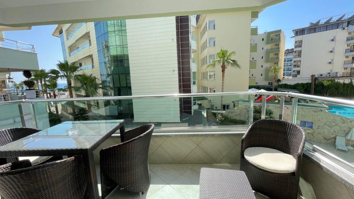 Apartment of 90 m2 (without furniture) 100 meters from the sea in Oba, Alanya - Фото 6