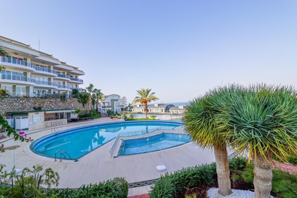 Two bedroom apartment with stunning sea views - Фото 3