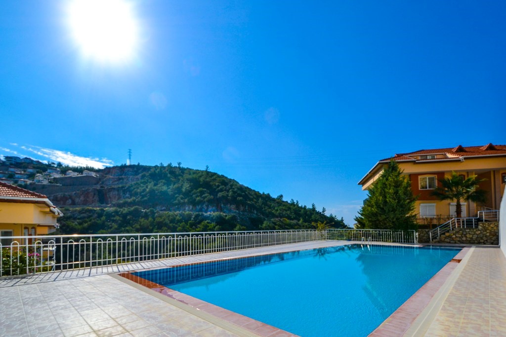 Villa 3+2 with direct sea view and landscaped area in Kargyjak, Alanya - Фото 6