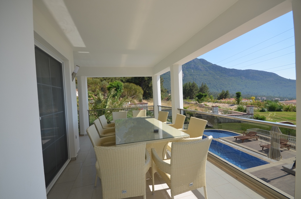 Spacious 5+1 Italian style villa in Fethiye - Фото 23