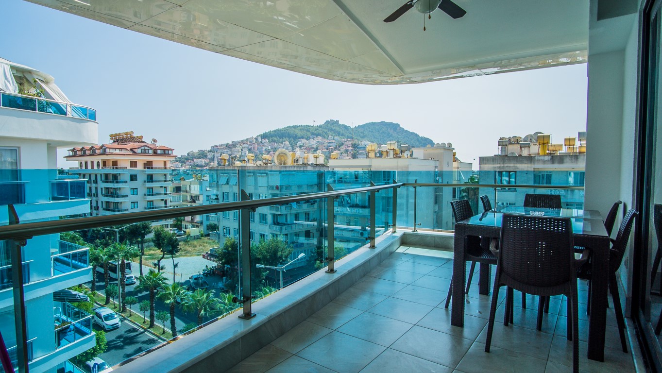 Spacious 2+1 apartments in the center of Alanya overlooking the fortress - Фото 37