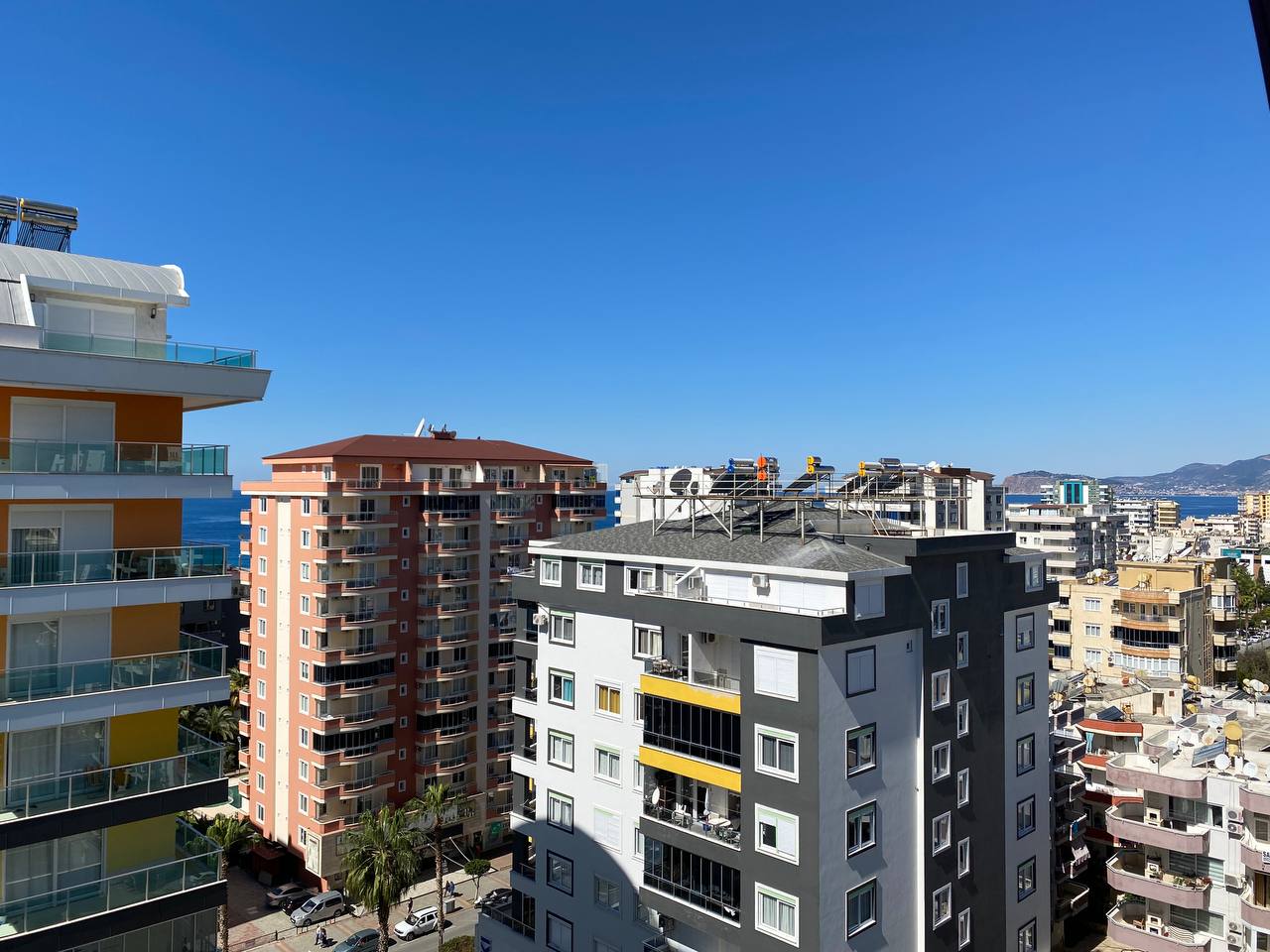 Spacious apartment with glass balcony in Mahmutlar district - Фото 32